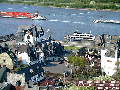 Assmannshausen am Rhein, Hotel an der Rheinpromenade.