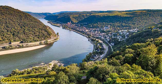 Oberwesel liegt zwischen Mainz und Koblenz im Oberen Mittelrheintal