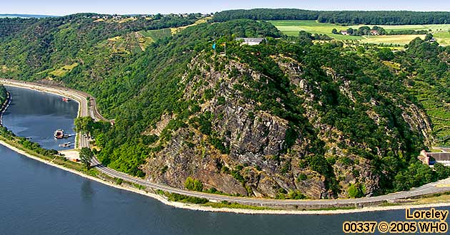 Loreley im Rheintal bei St. Goar und St. Goarshausen. Blick von Maria Ruh bei Urbar auf der Rheinhhe.