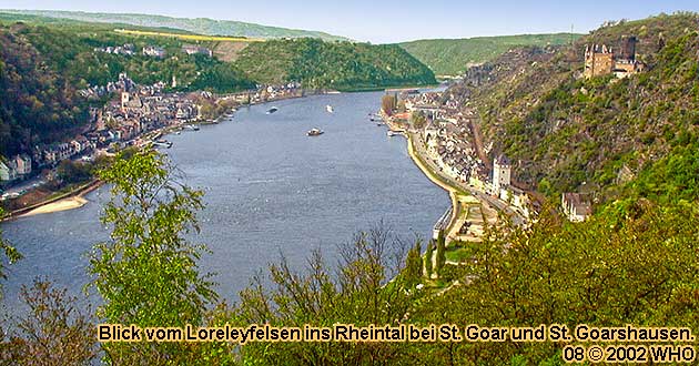 Blick vom Loreleyfelsen ins Rheintal bei St. Goar und St. Goarshausen